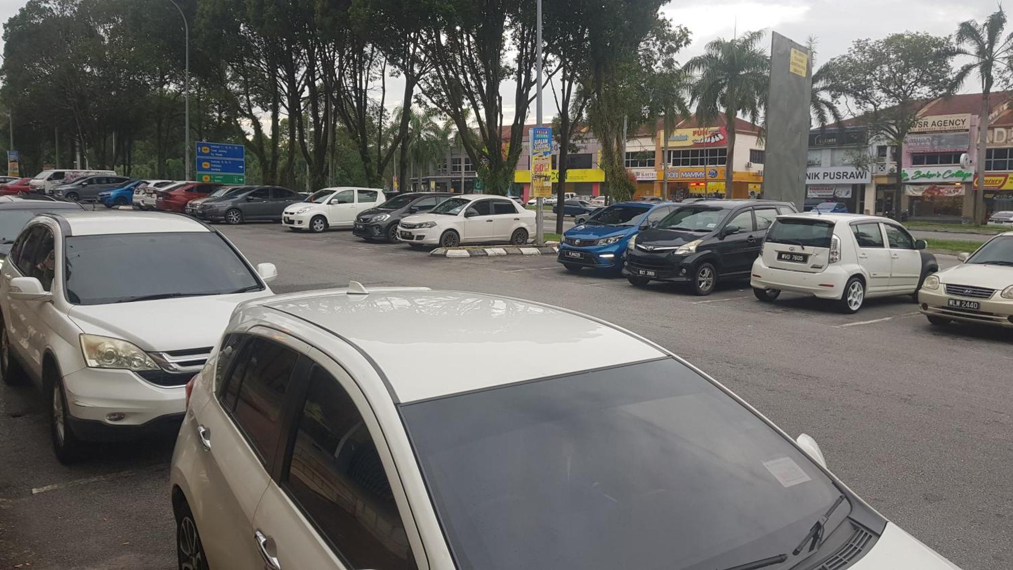 101 Hotel Bangi Exterior foto